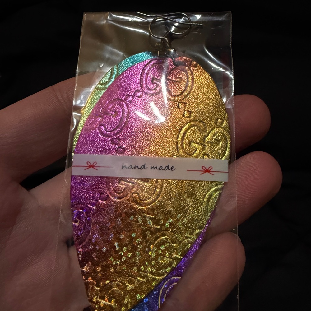 Gucci Gradient Leather Teardrop Earrings in Purple, Gold & Teal - Picture 2 of 4